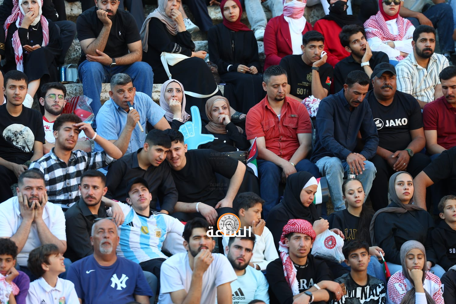 Madar Al-Saa Images 0.29758886925072847