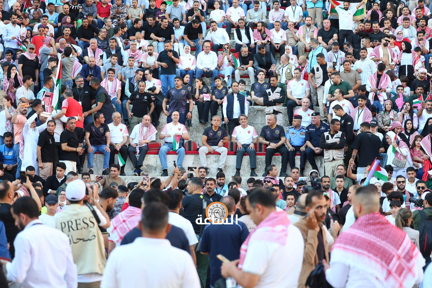 Madar Al-Saa Images 0.17960385237343723