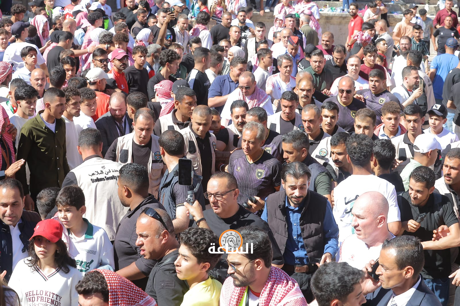 Madar Al-Saa Images 0.024556634777801234