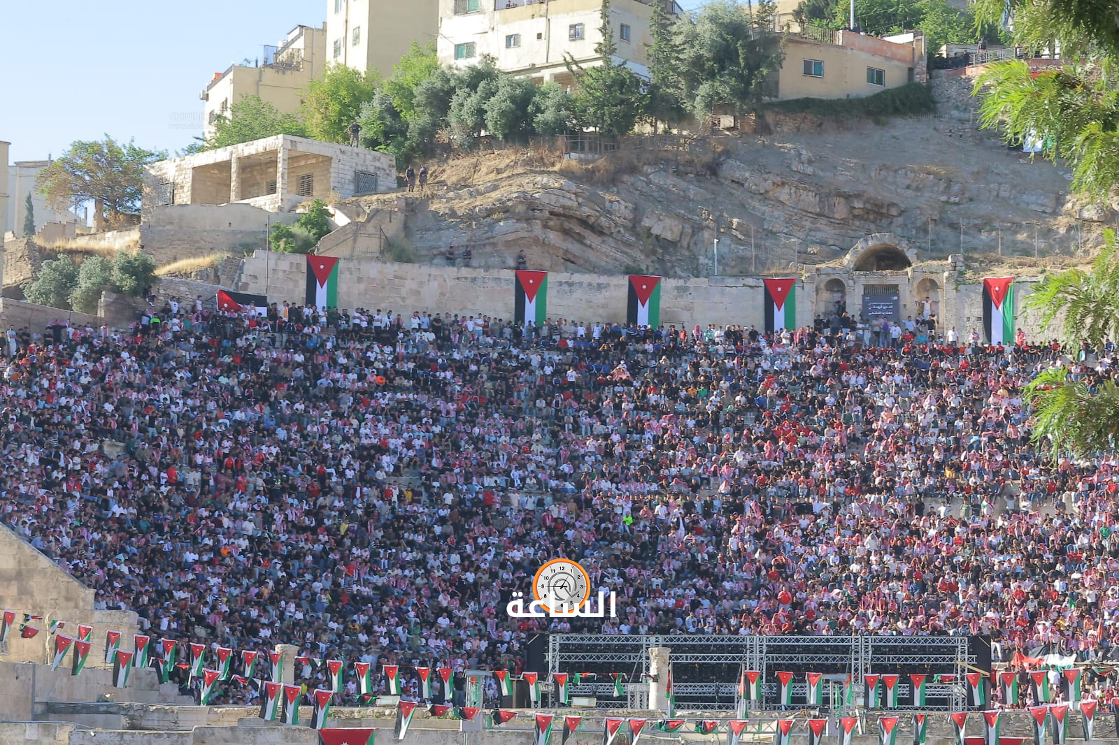Madar Al-Saa Images 0.5716060114763002