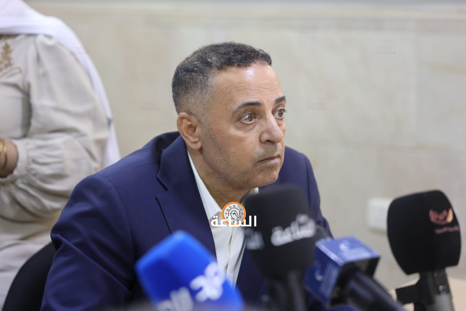 Madar Al-Saa Images 0.764566267288275