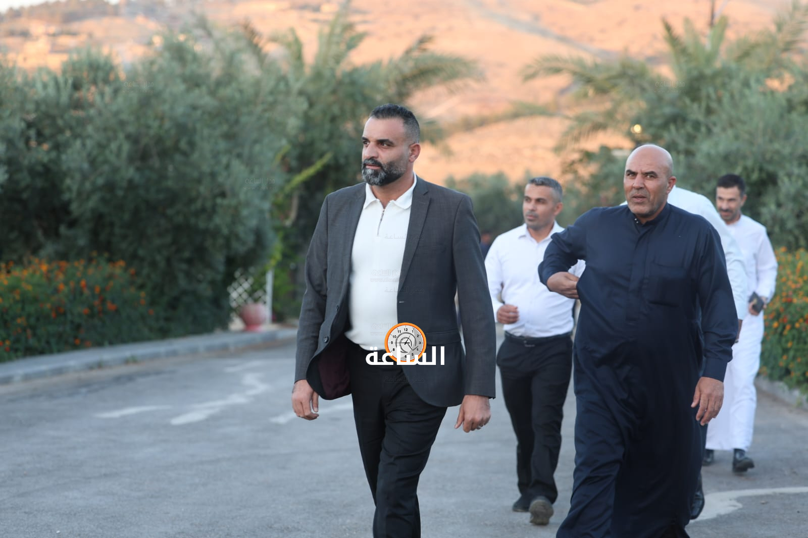Madar Al-Saa Images 0.49861173525264135