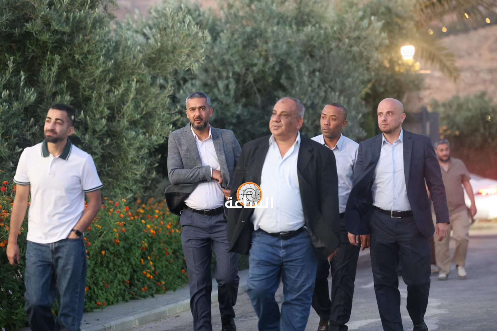 Madar Al-Saa Images 0.3021992585125993
