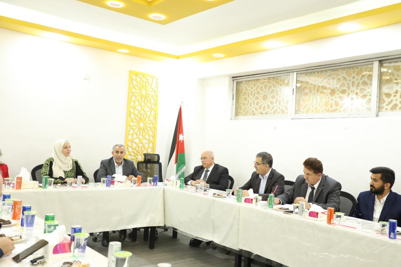 Madar Al-Saa Images 0.6934048164002544
