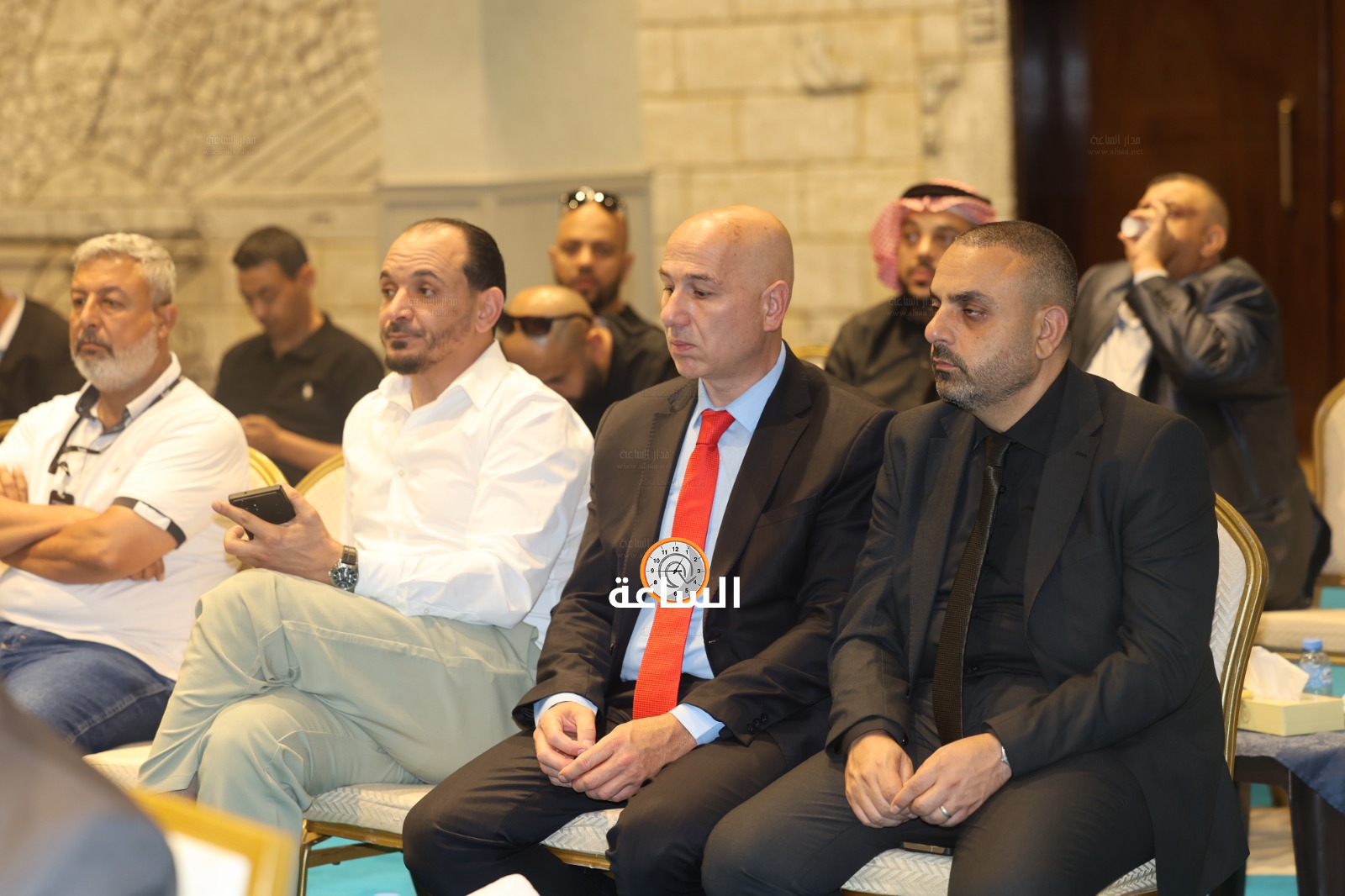 Madar Al-Saa Images 0.6849317327995932