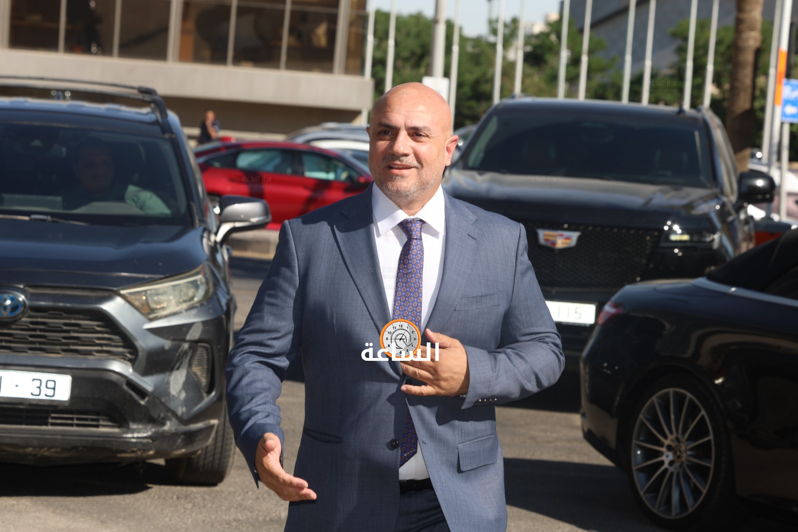 Madar Al-Saa Images 0.8175313038883325