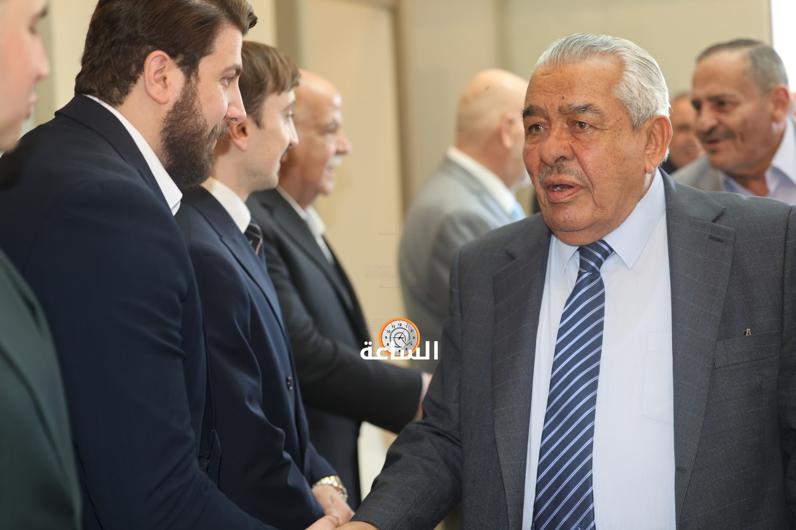Madar Al-Saa Images 0.3868776629282201