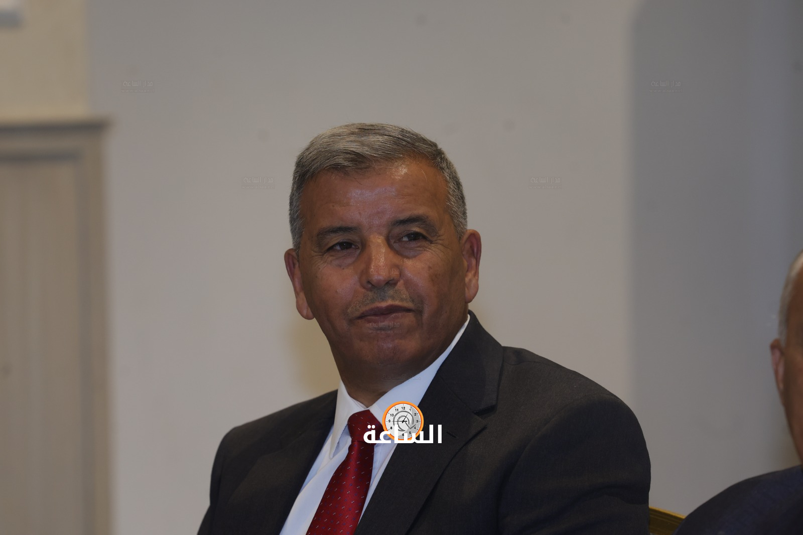 Madar Al-Saa Images 0.04558156893723231