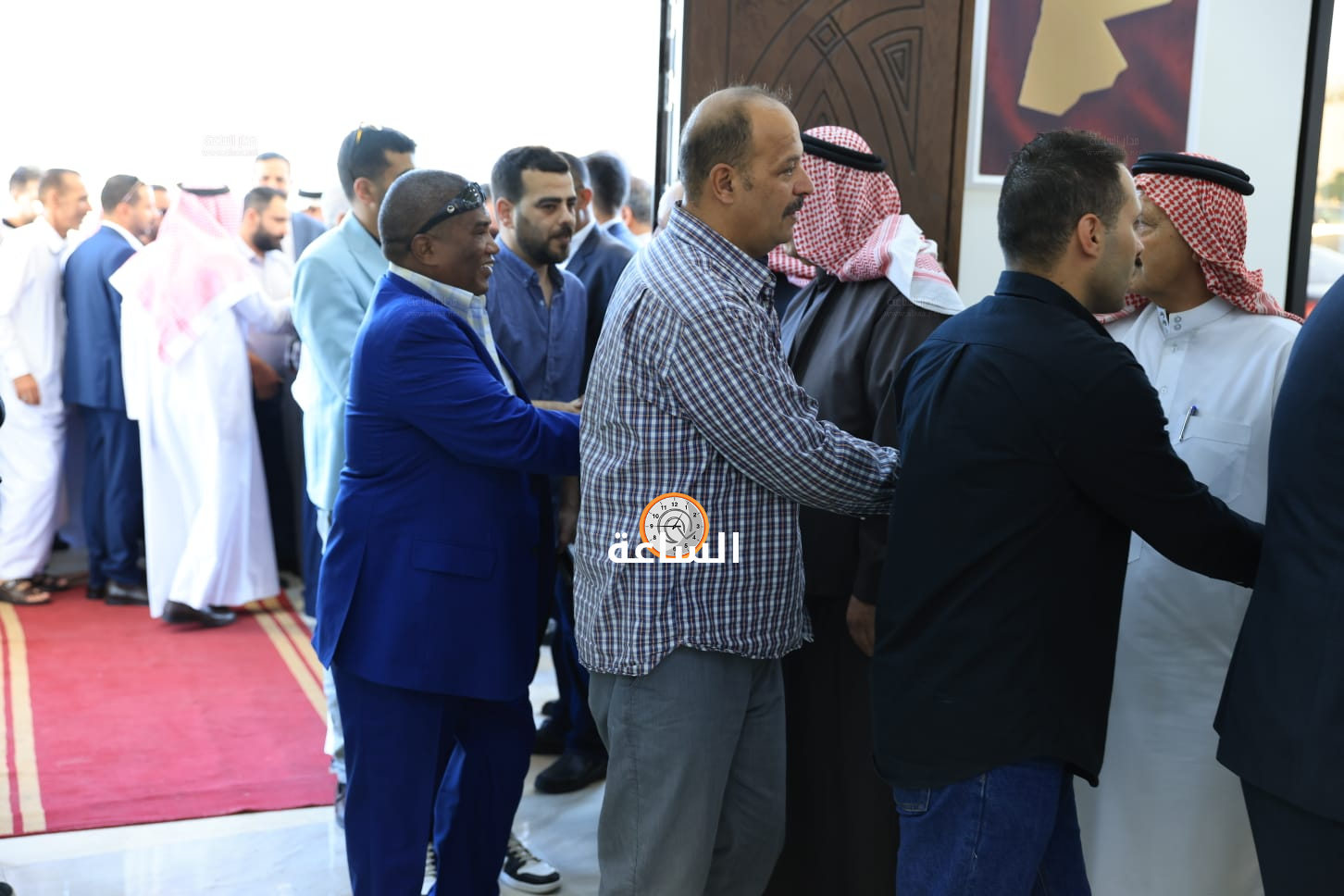 Madar Al-Saa Images 0.8779151321919777