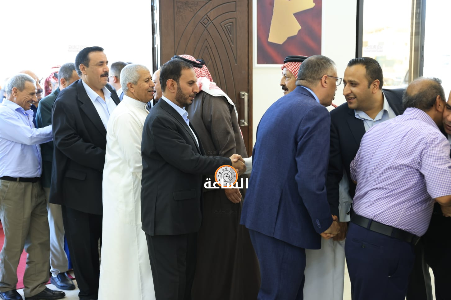 Madar Al-Saa Images 0.43376659842384335
