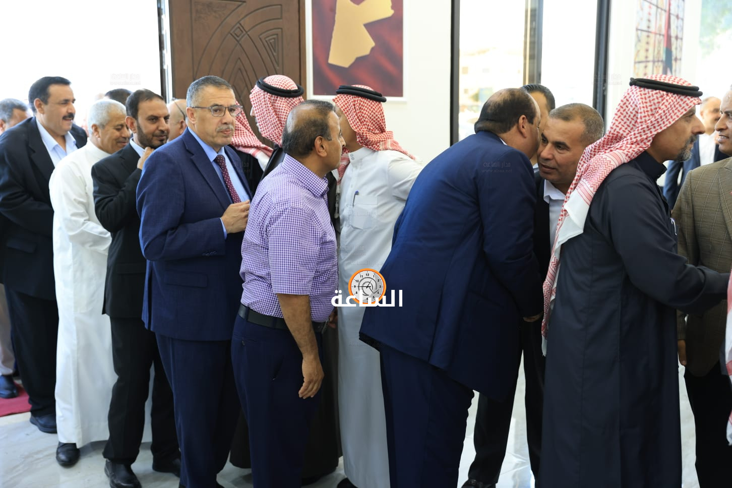 Madar Al-Saa Images 0.8655176711353337