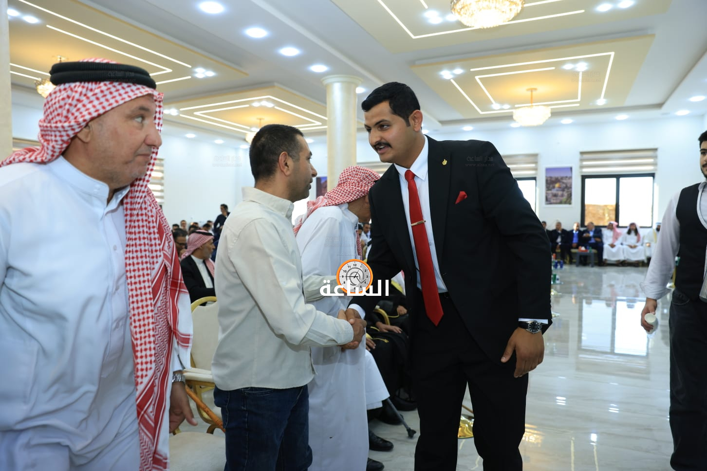 Madar Al-Saa Images 0.975236617603859