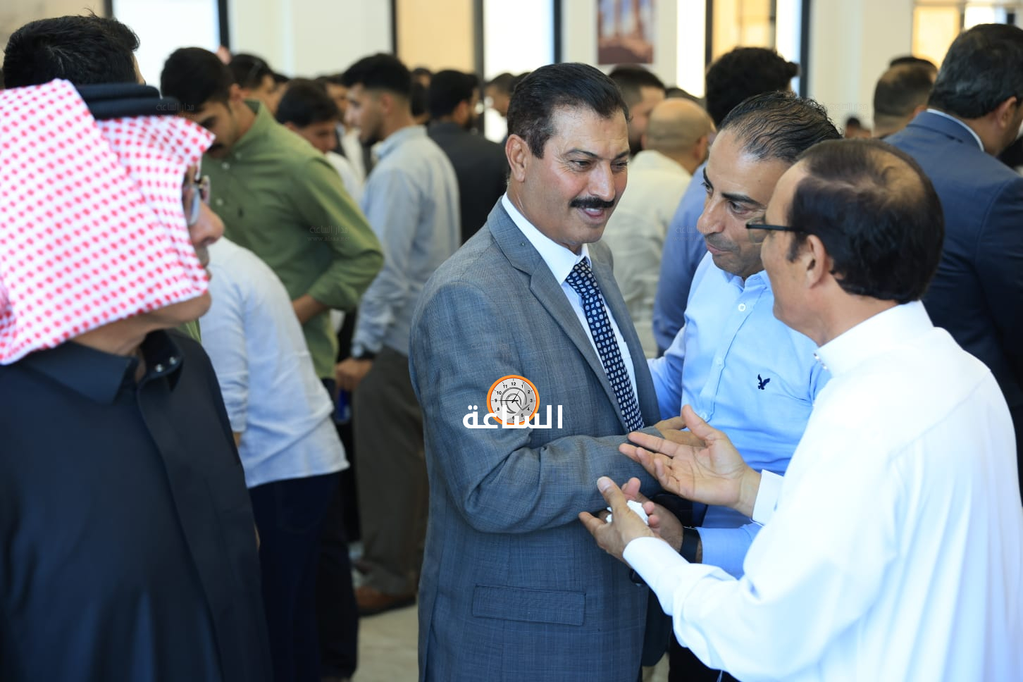 Madar Al-Saa Images 0.9760549045537253