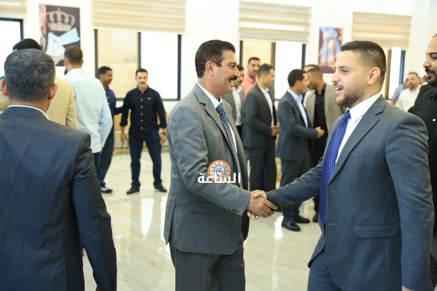 Madar Al-Saa Images 0.40123089217265007