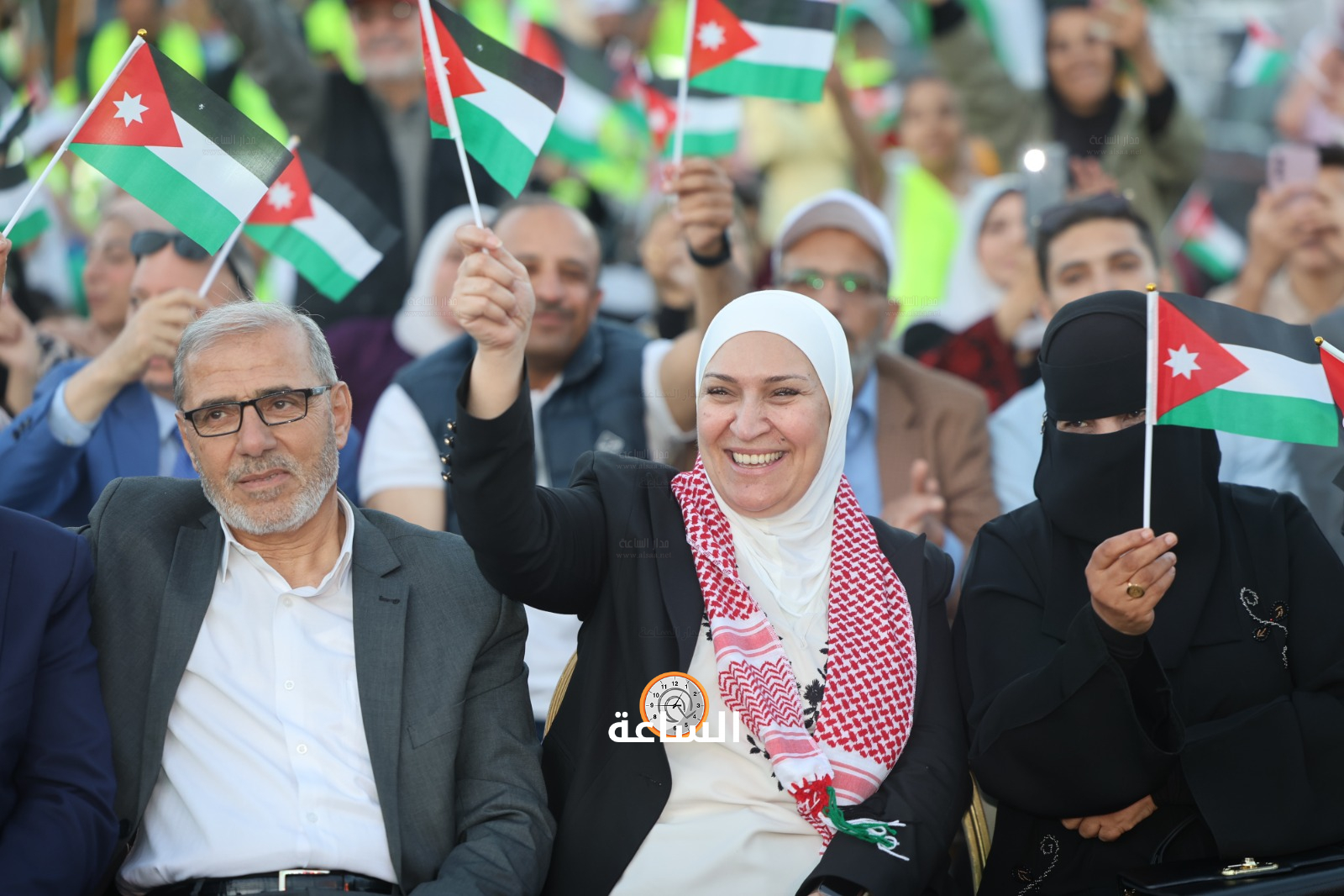 Madar Al-Saa Images 0.4634698428563607