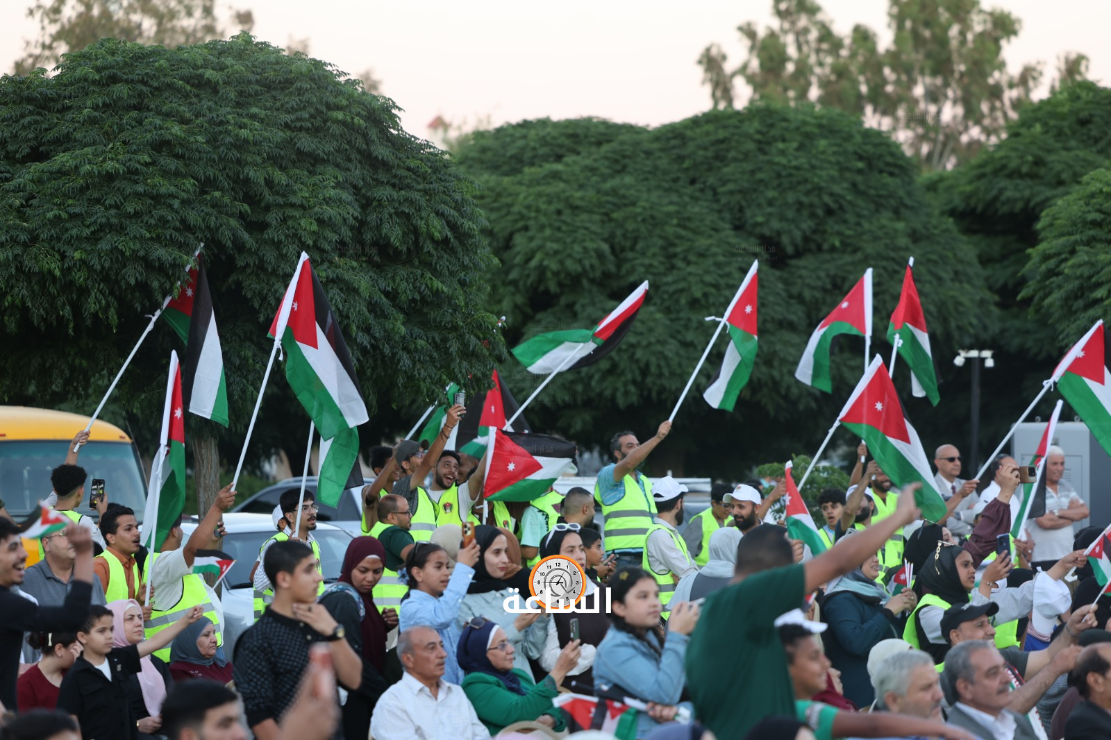 Madar Al-Saa Images 0.9357110325940784