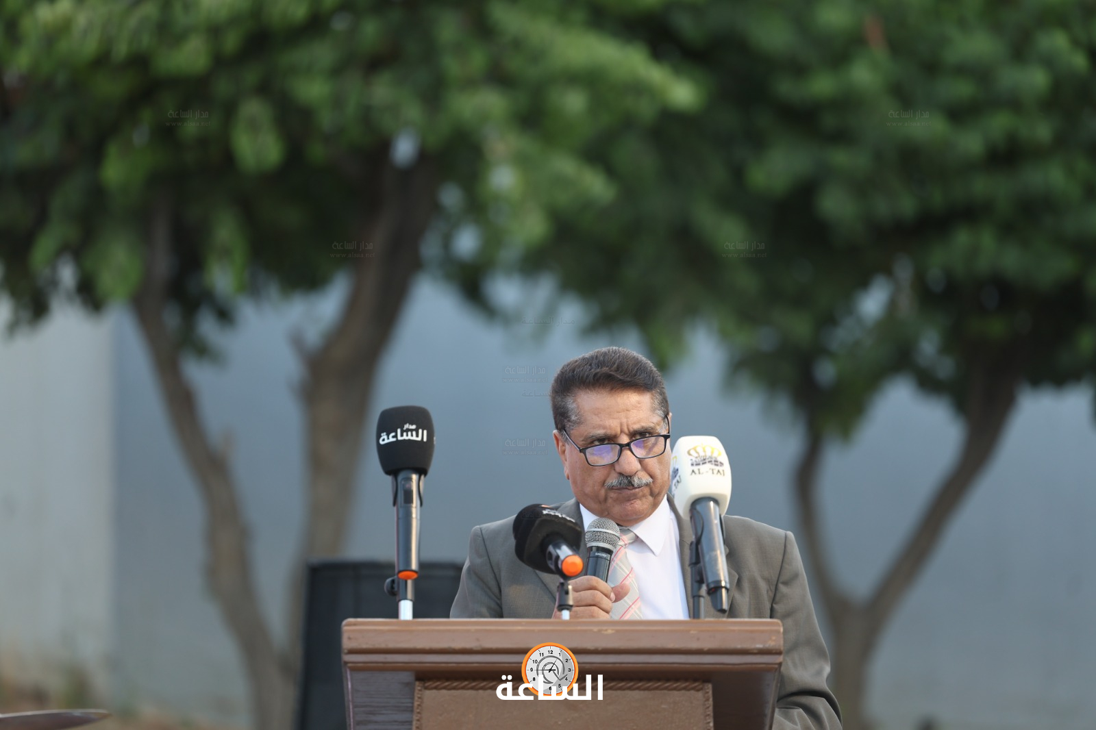 Madar Al-Saa Images 0.8839927757769629