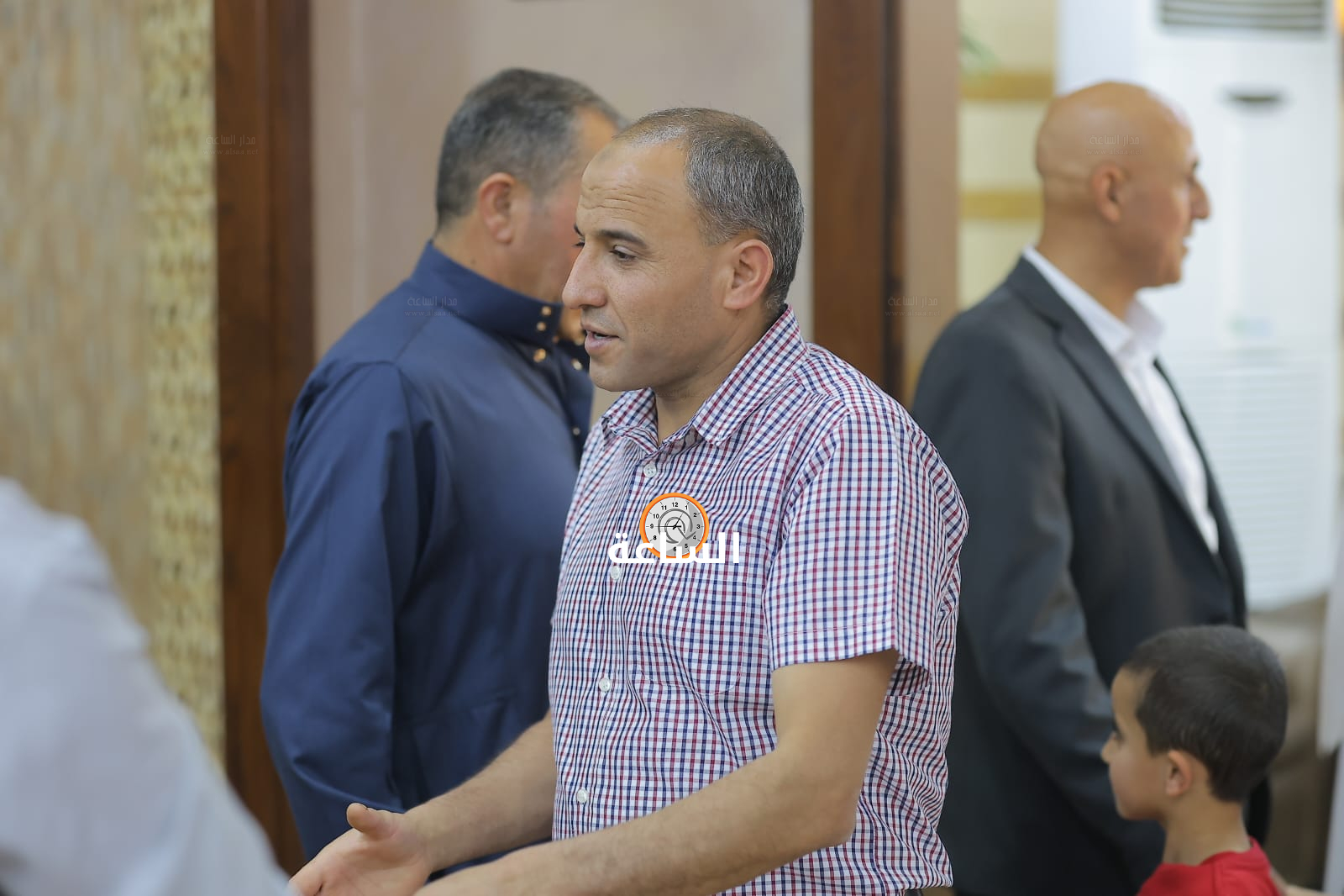 Madar Al-Saa Images 0.3500130884197393