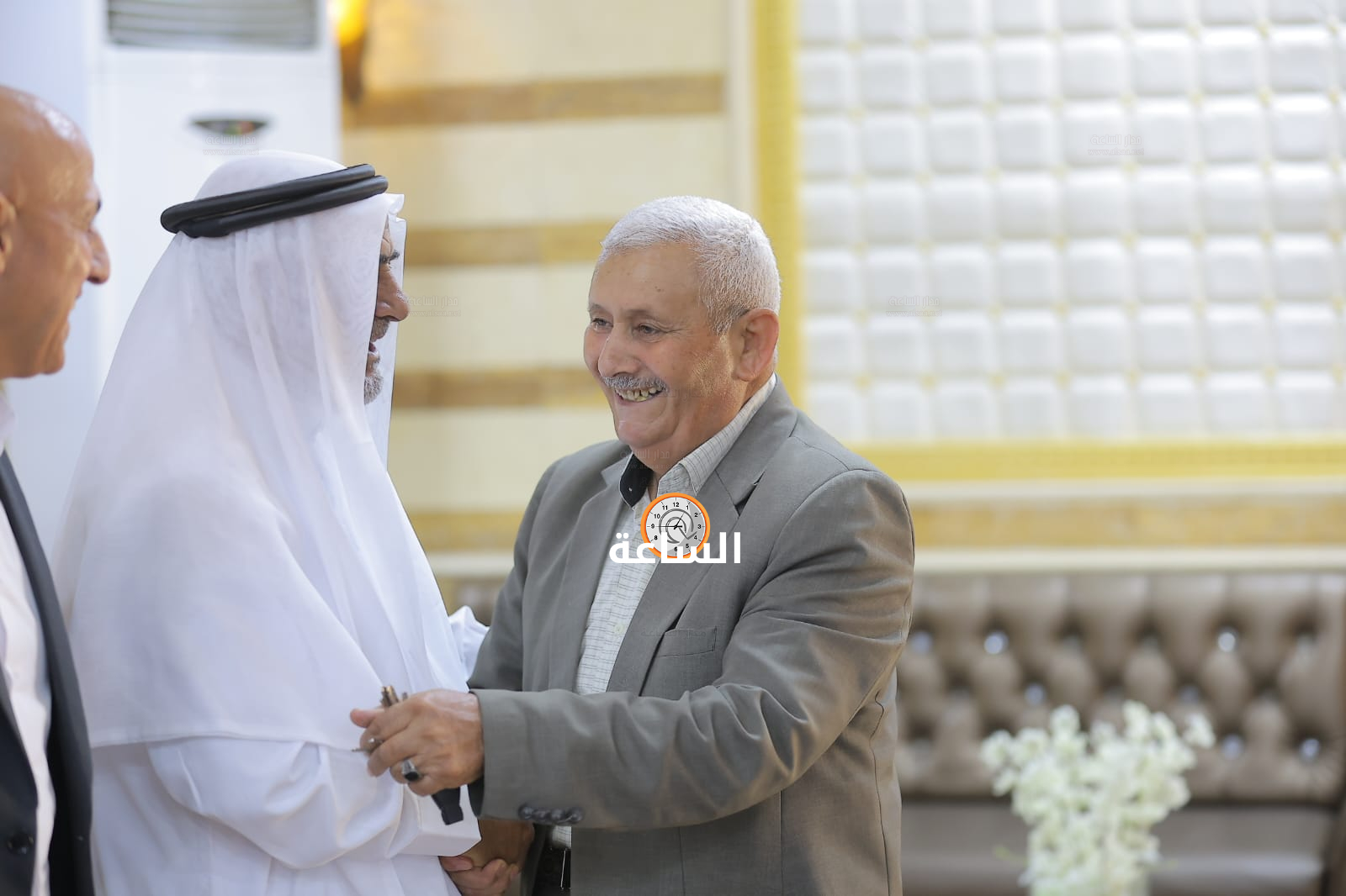 Madar Al-Saa Images 0.627105324597446
