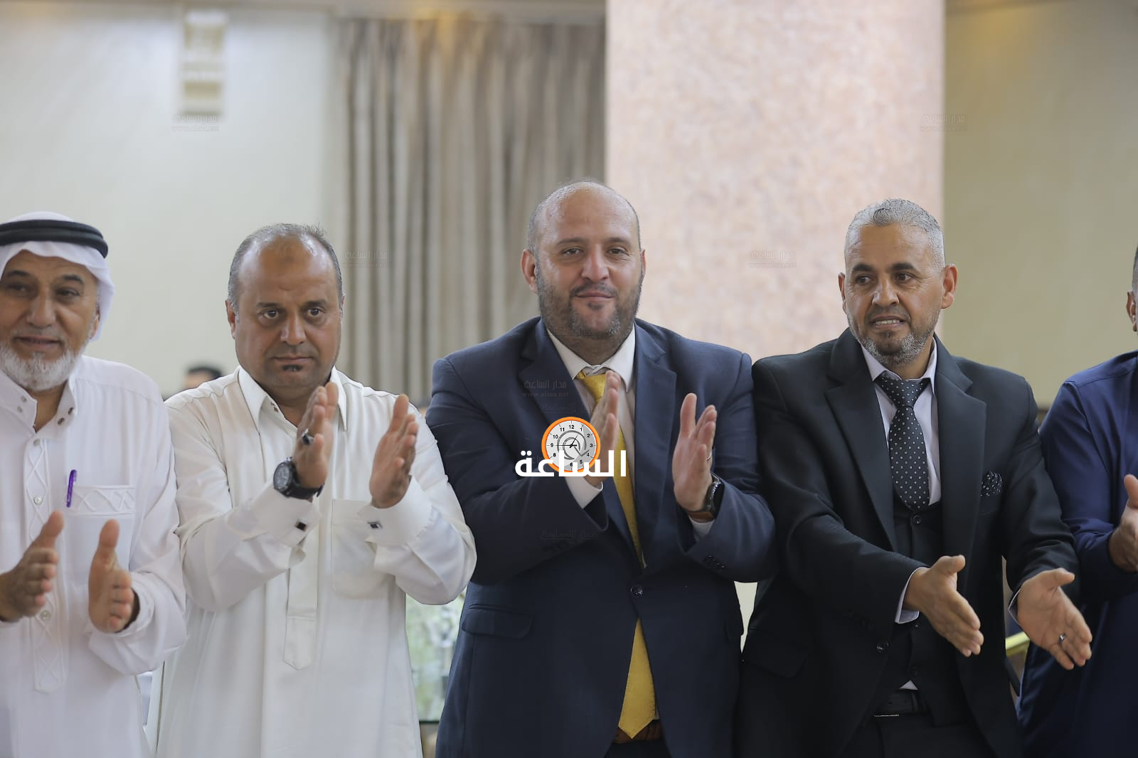 Madar Al-Saa Images 0.06888372937589615