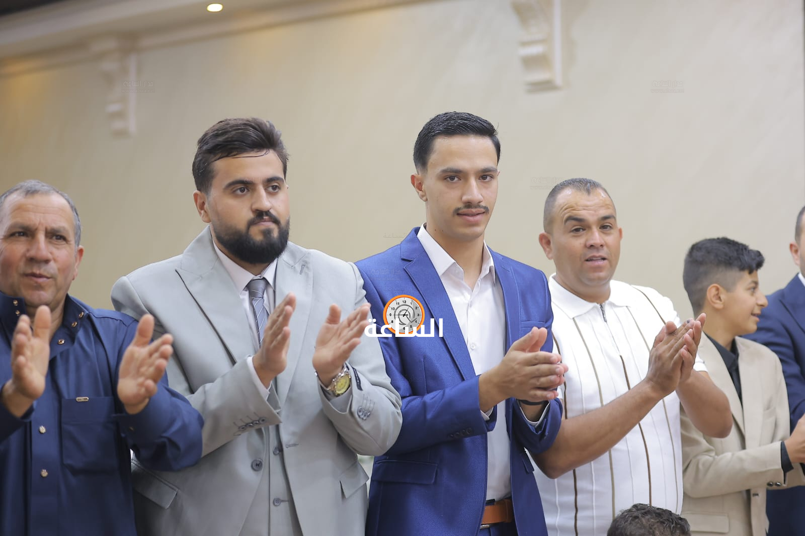 Madar Al-Saa Images 0.3807388379307739