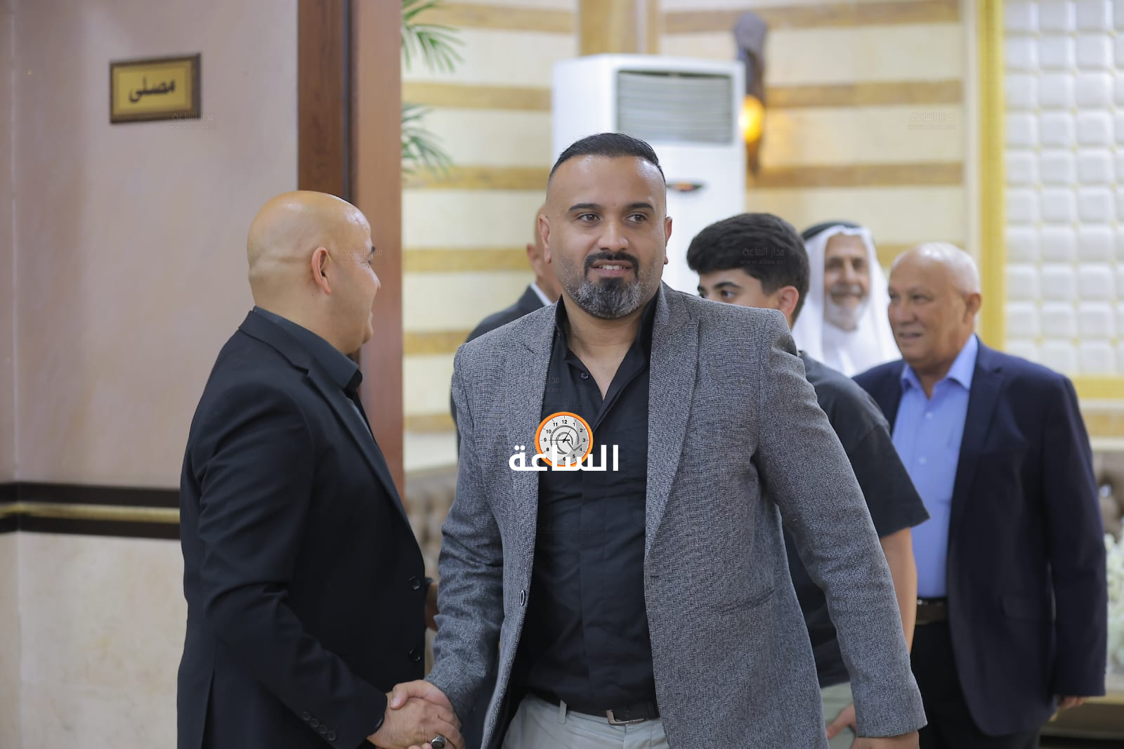 Madar Al-Saa Images 0.14341428065845996