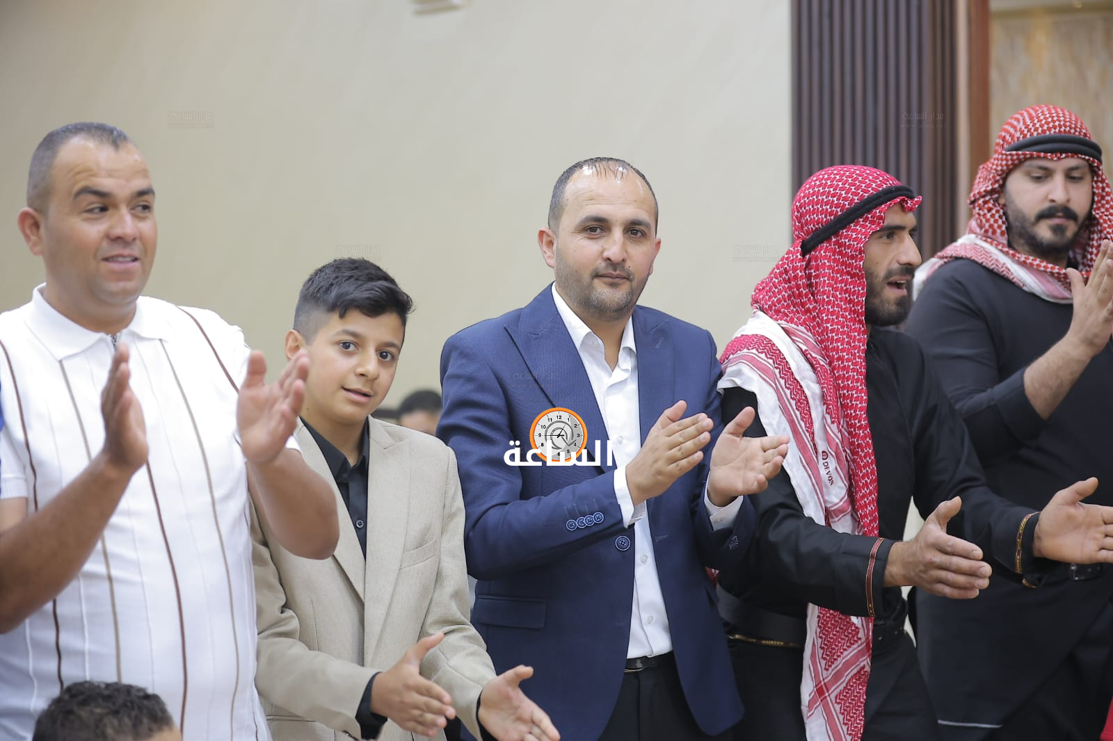 Madar Al-Saa Images 0.9538887340822284