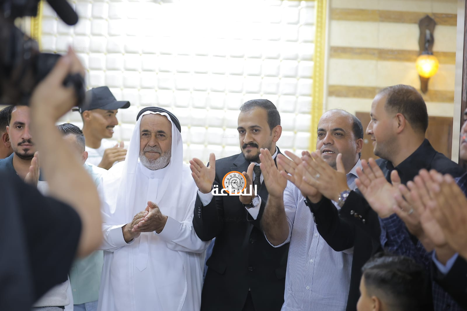 Madar Al-Saa Images 0.15748878237058972
