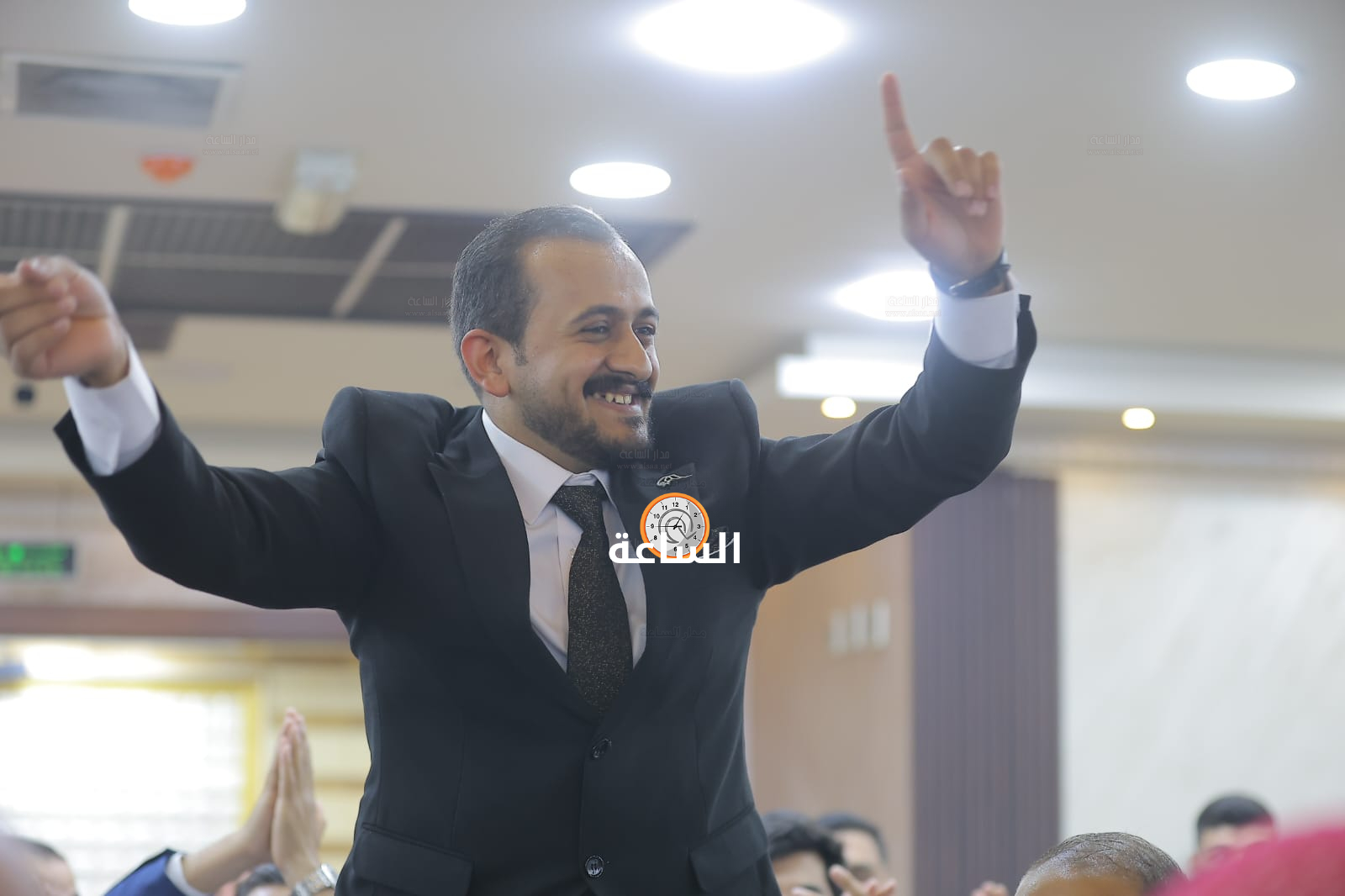 Madar Al-Saa Images 0.438287967558325