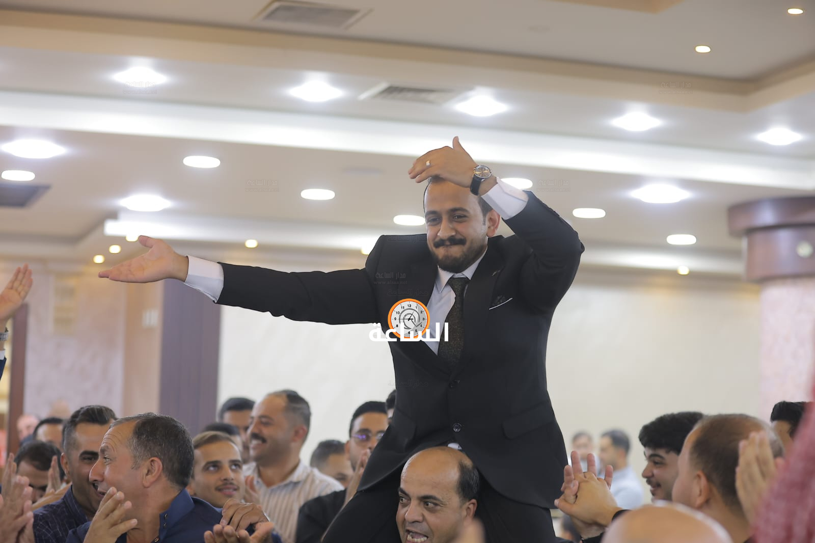 Madar Al-Saa Images 0.4206422540029683