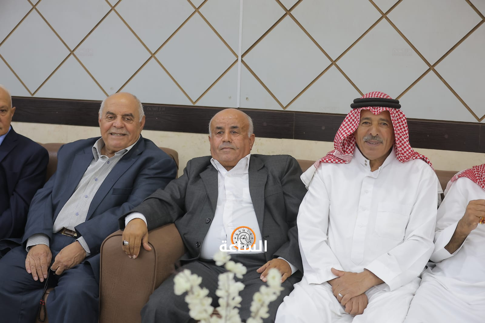 Madar Al-Saa Images 0.840762327776403