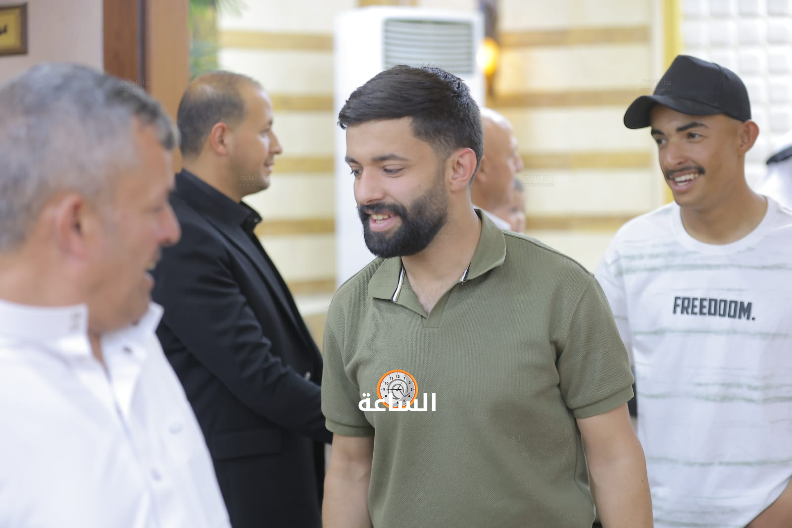 Madar Al-Saa Images 0.38422938073246704