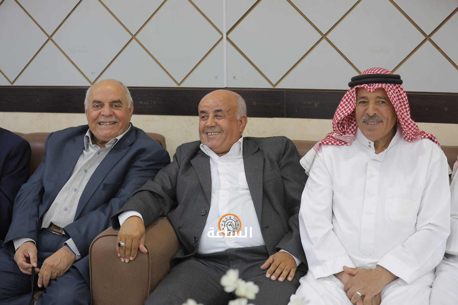 Madar Al-Saa Images 0.01743665039567588