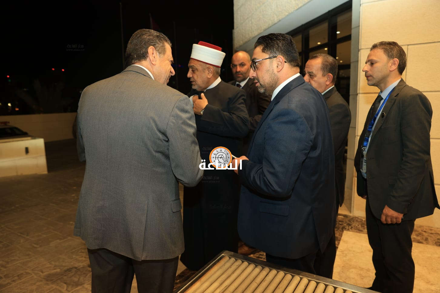 Madar Al-Saa Images 0.005850997628233379