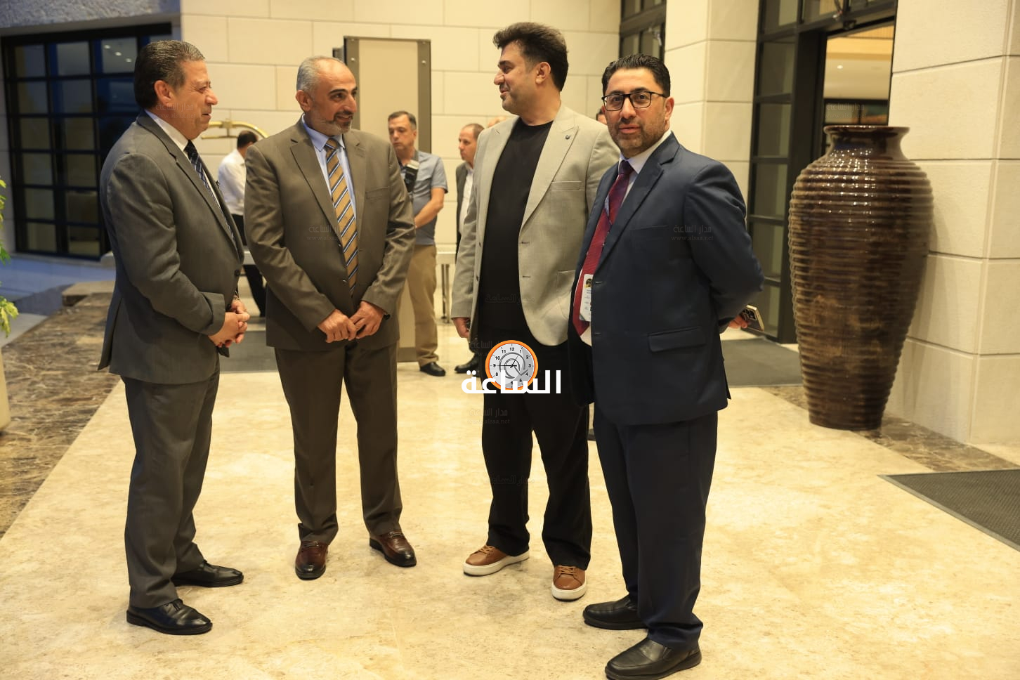 Madar Al-Saa Images 0.5635320848062986