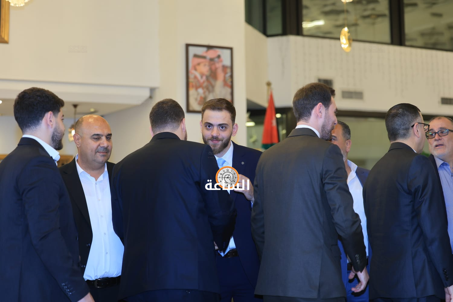 Madar Al-Saa Images 0.9401351034583604