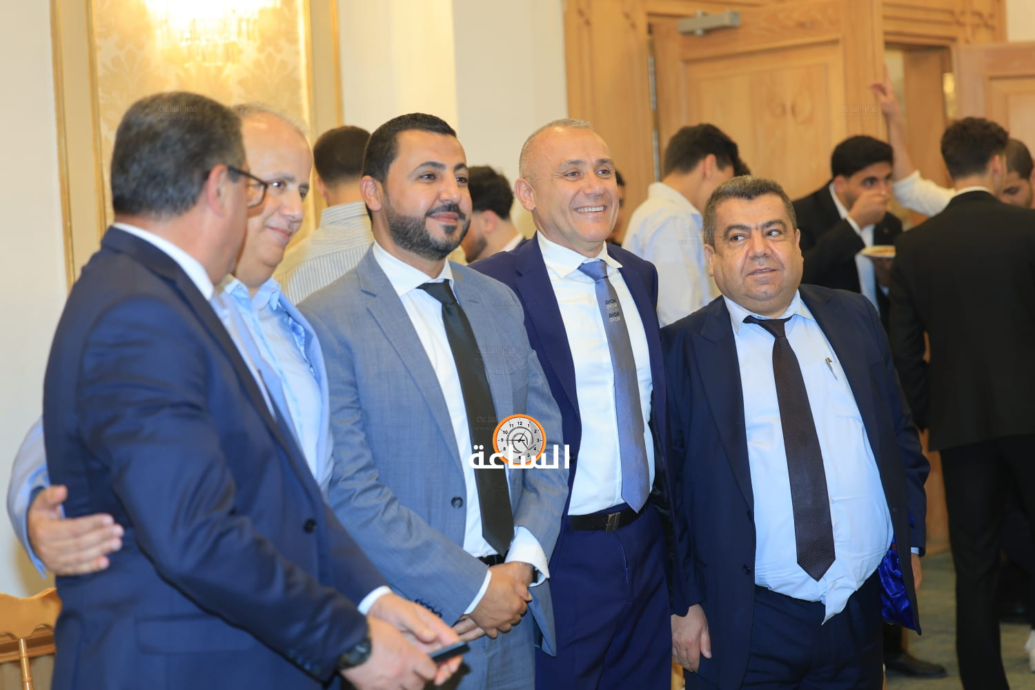 Madar Al-Saa Images 0.4126000761509845