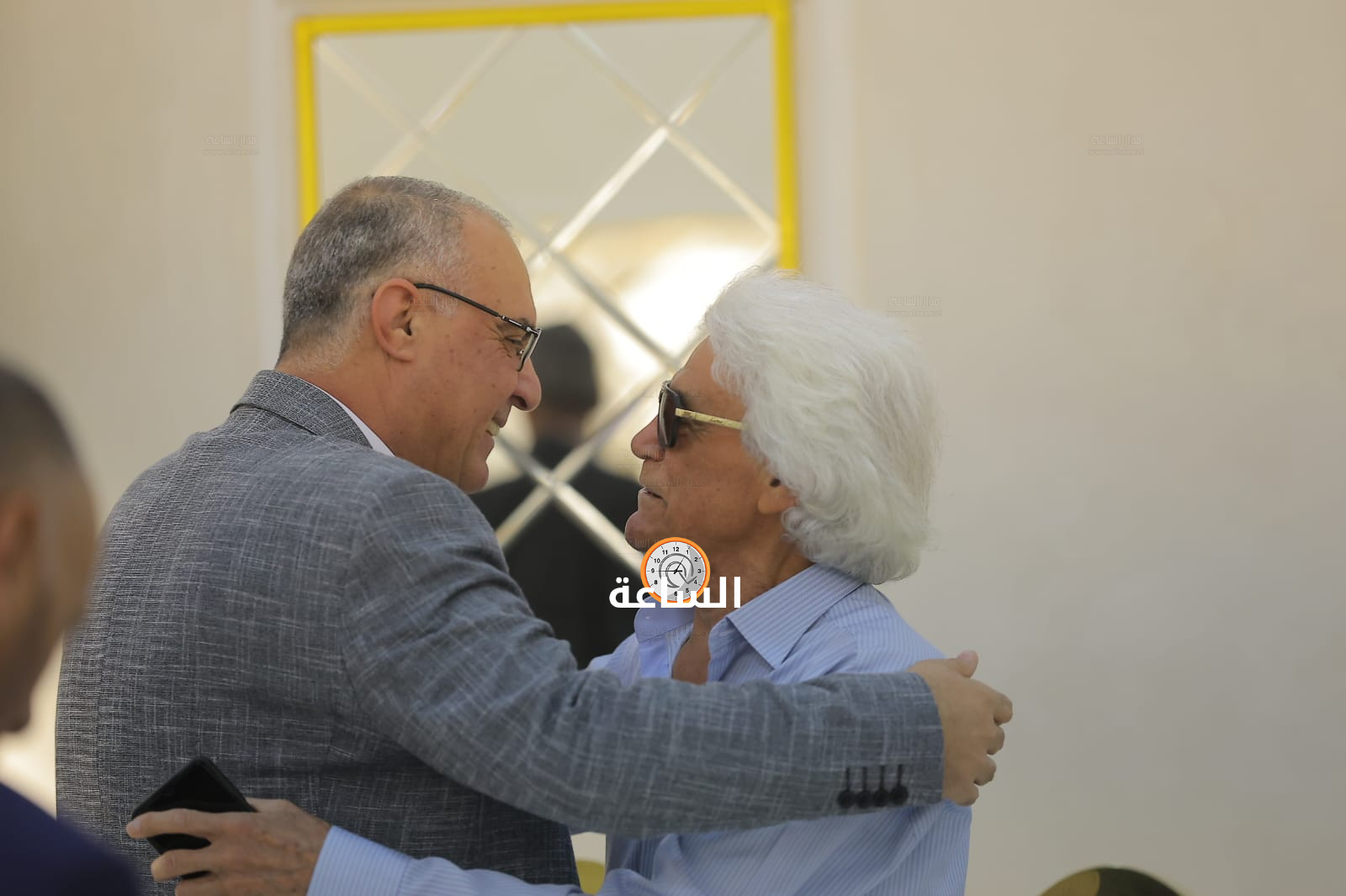 Madar Al-Saa Images 0.7553167291517687