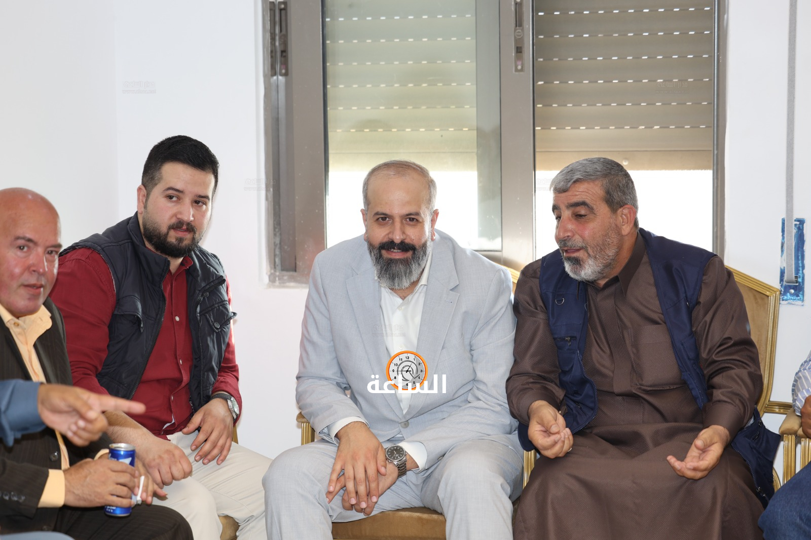 Madar Al-Saa Images 0.6173265967615876