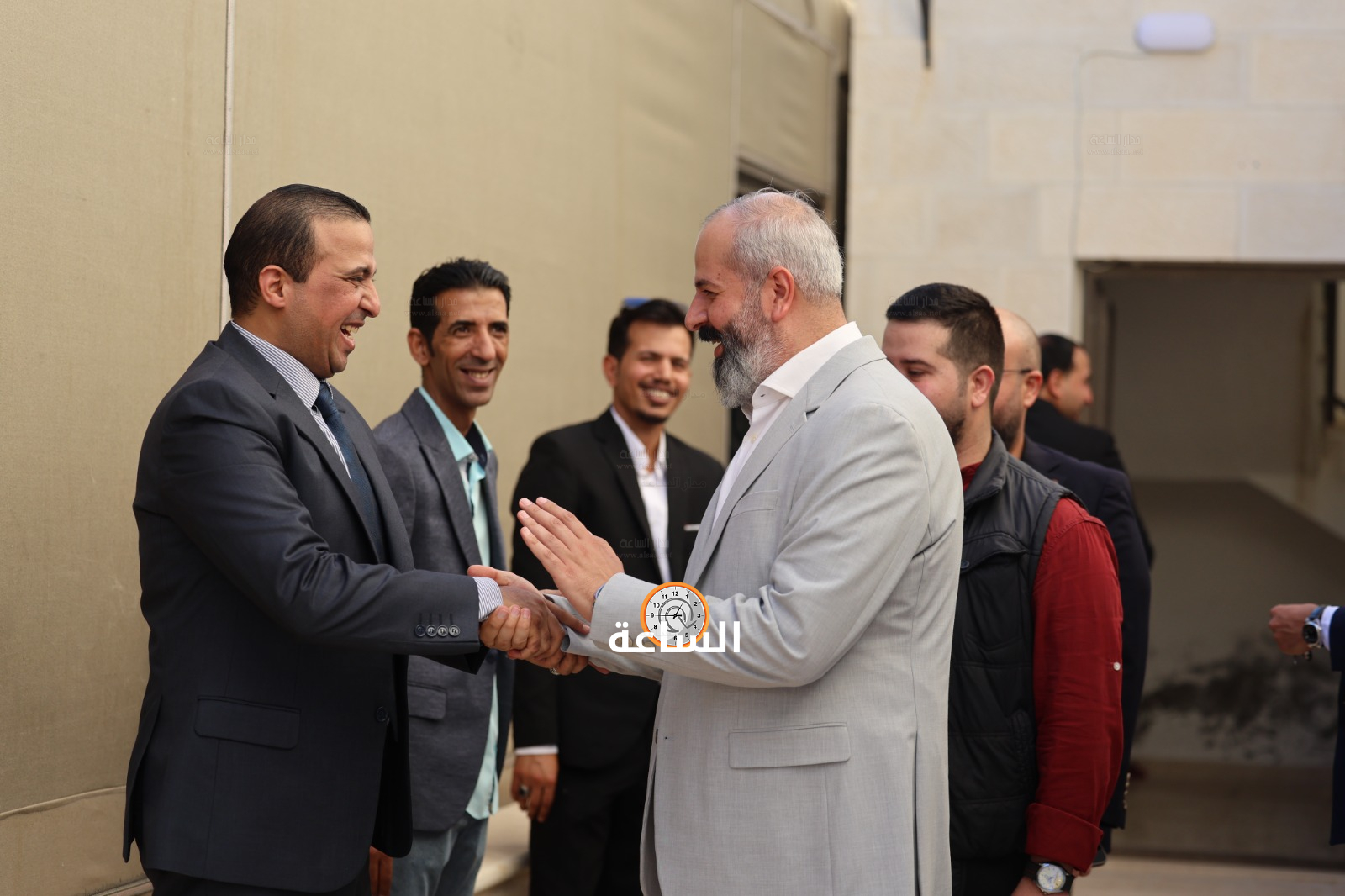 Madar Al-Saa Images 0.7209025026188596