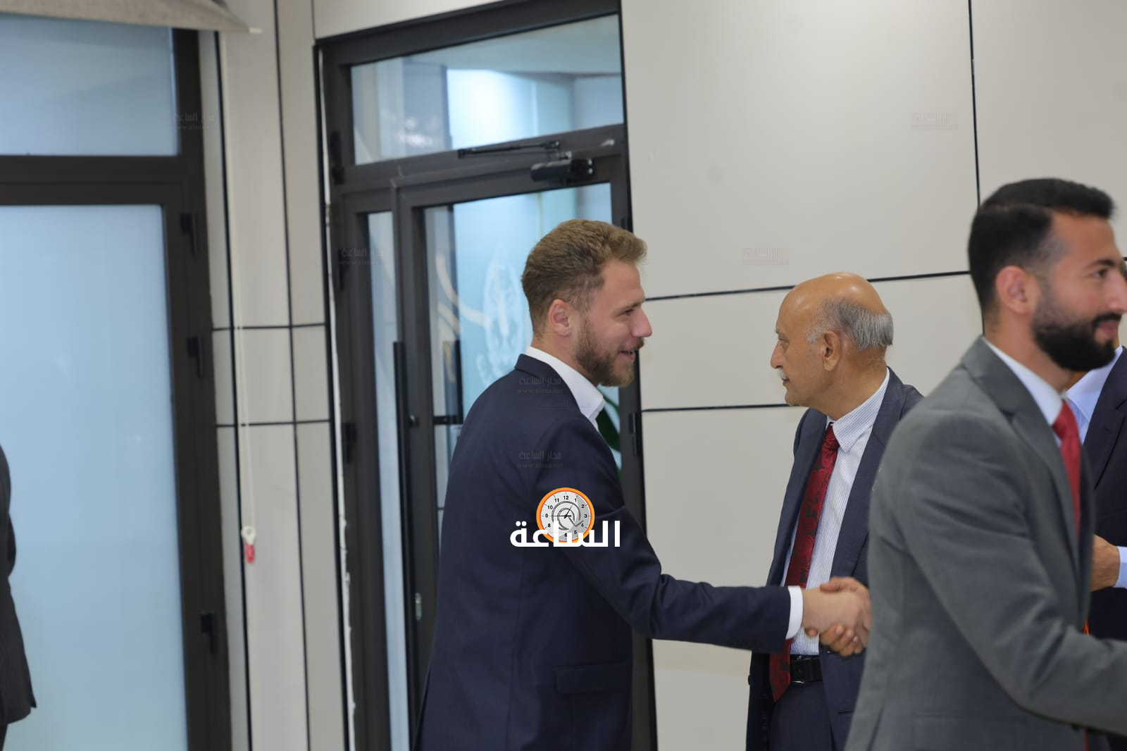 Madar Al-Saa Images 0.7694777194904246