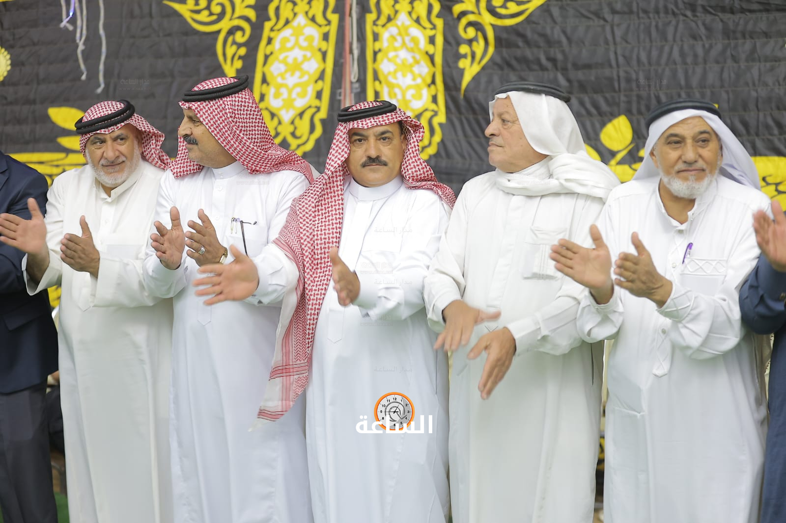 Madar Al-Saa Images 0.7483422661156497