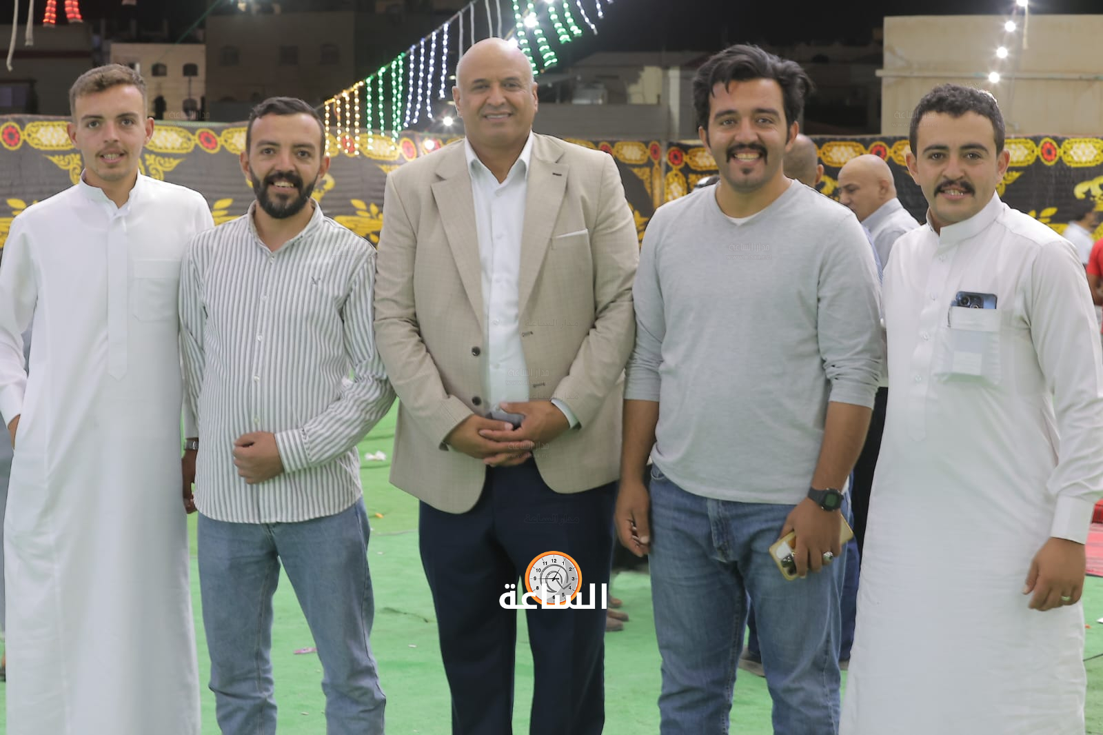 Madar Al-Saa Images 0.23809490344317197