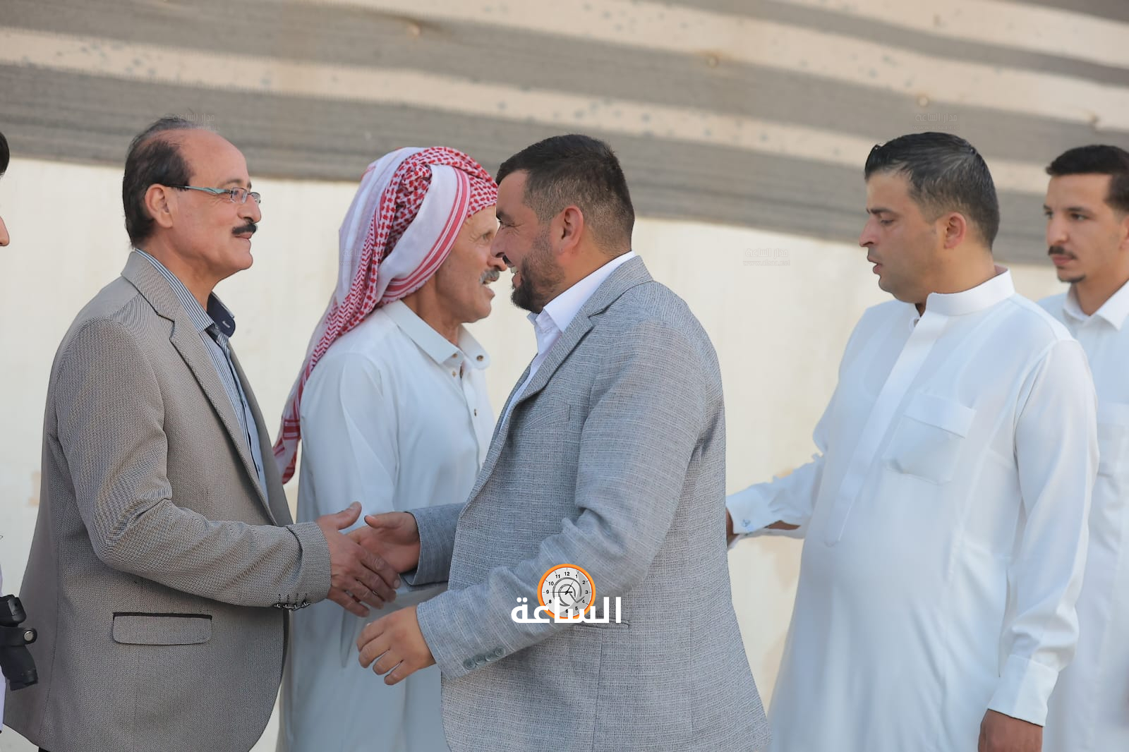 Madar Al-Saa Images 0.6185192598665289