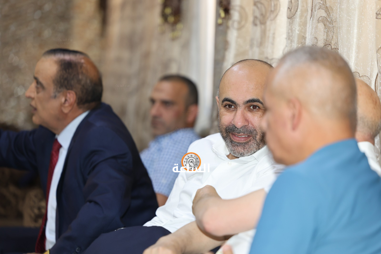 Madar Al-Saa Images 0.8239475084075143