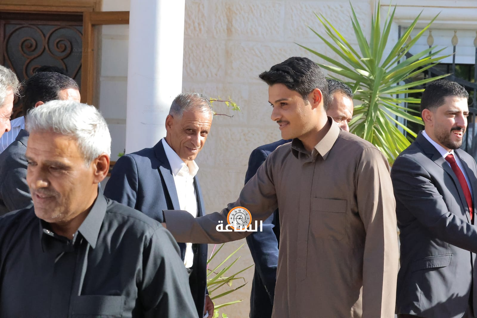 Madar Al-Saa Images 0.4429887325663394