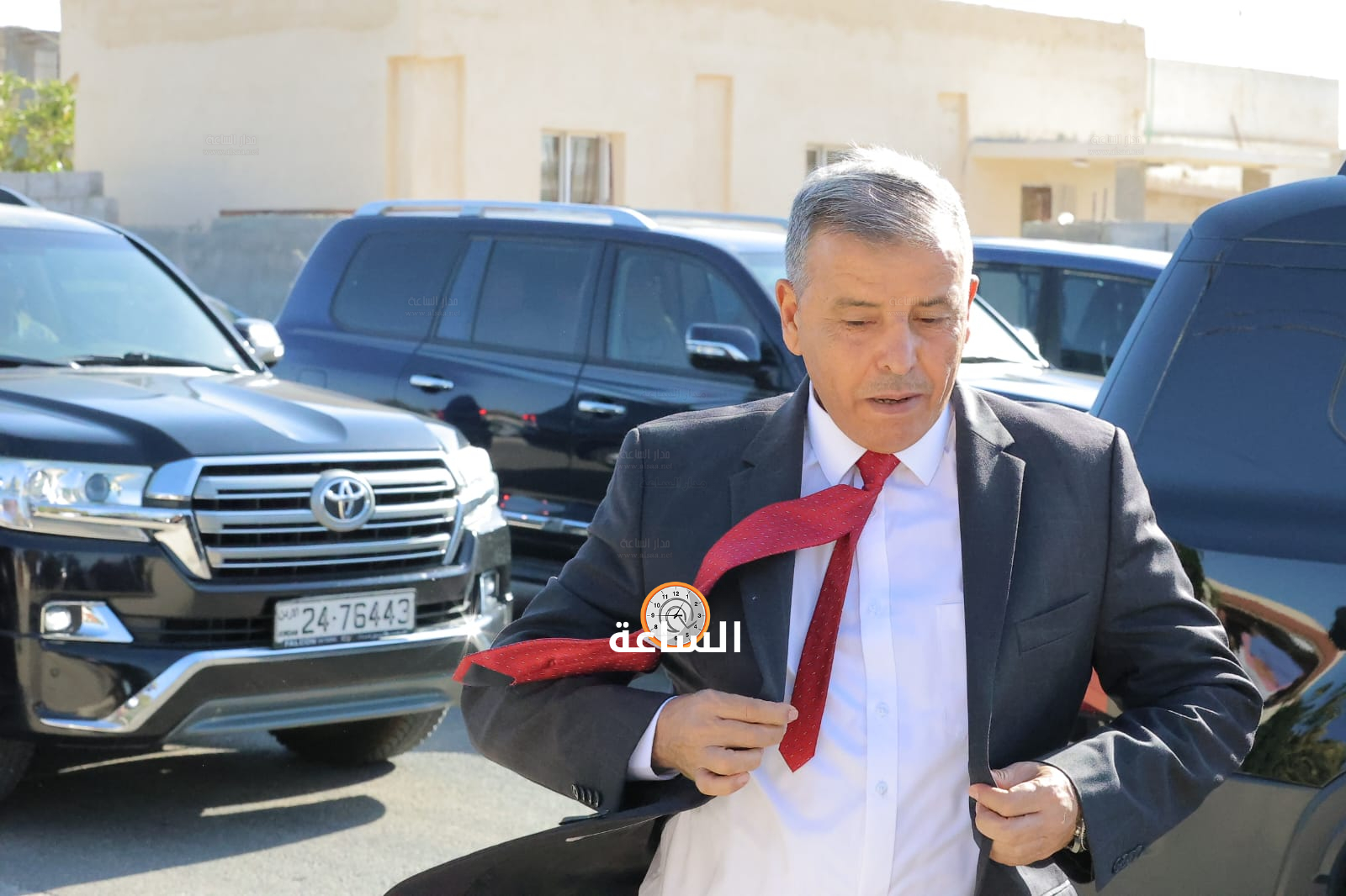 Madar Al-Saa Images 0.7953623134537321