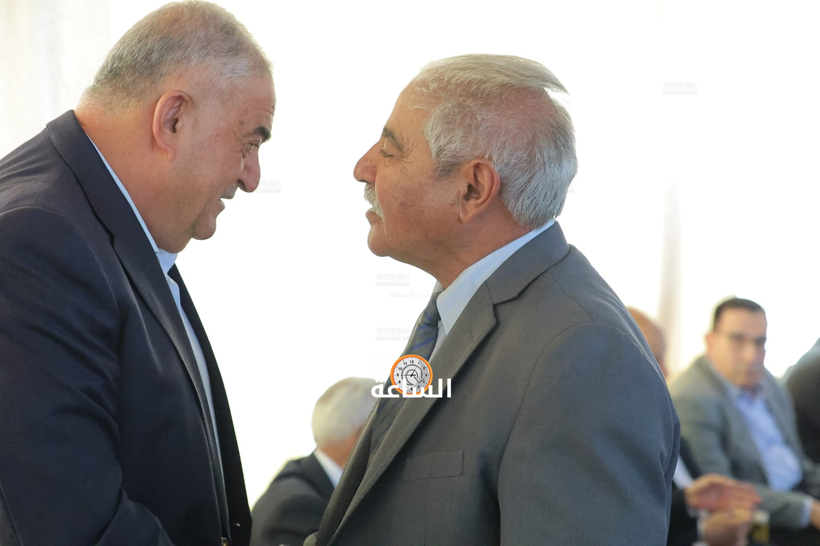 Madar Al-Saa Images 0.39428056635759756