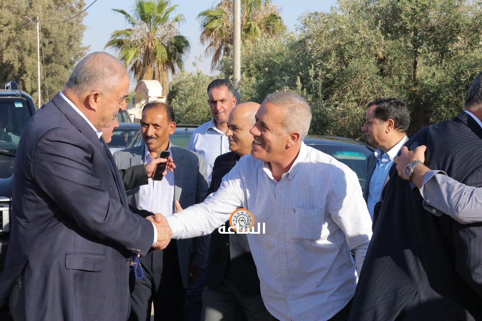 Madar Al-Saa Images 0.5109894424980103
