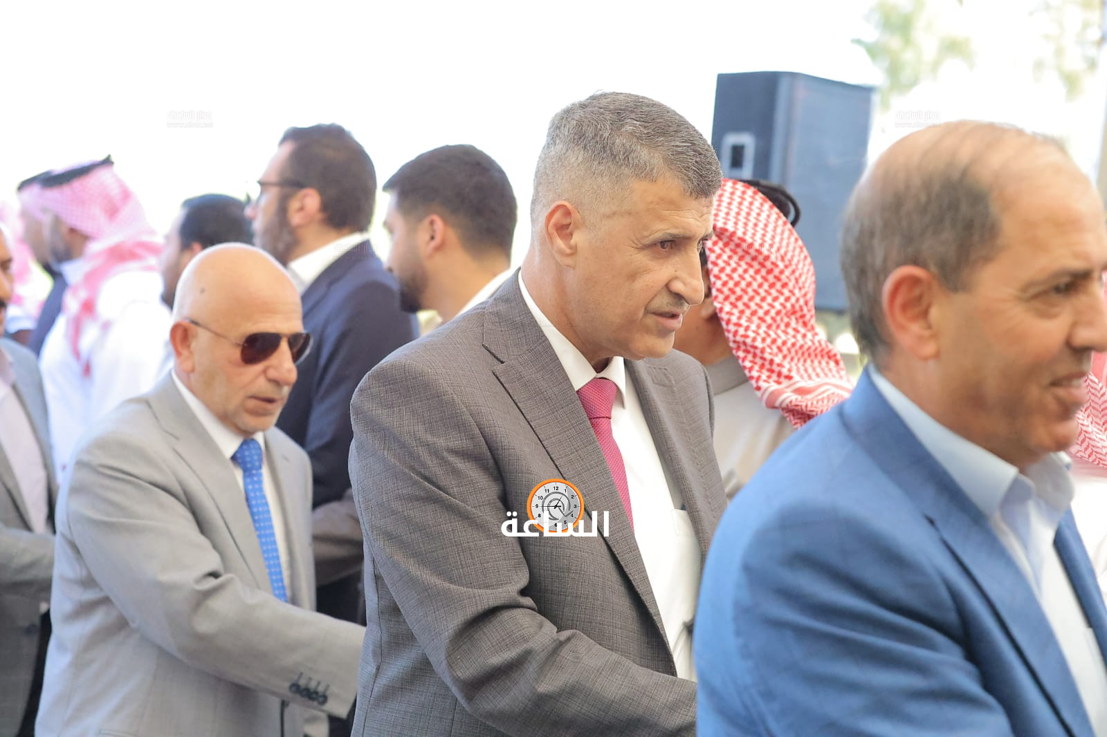 Madar Al-Saa Images 0.42187265399518137